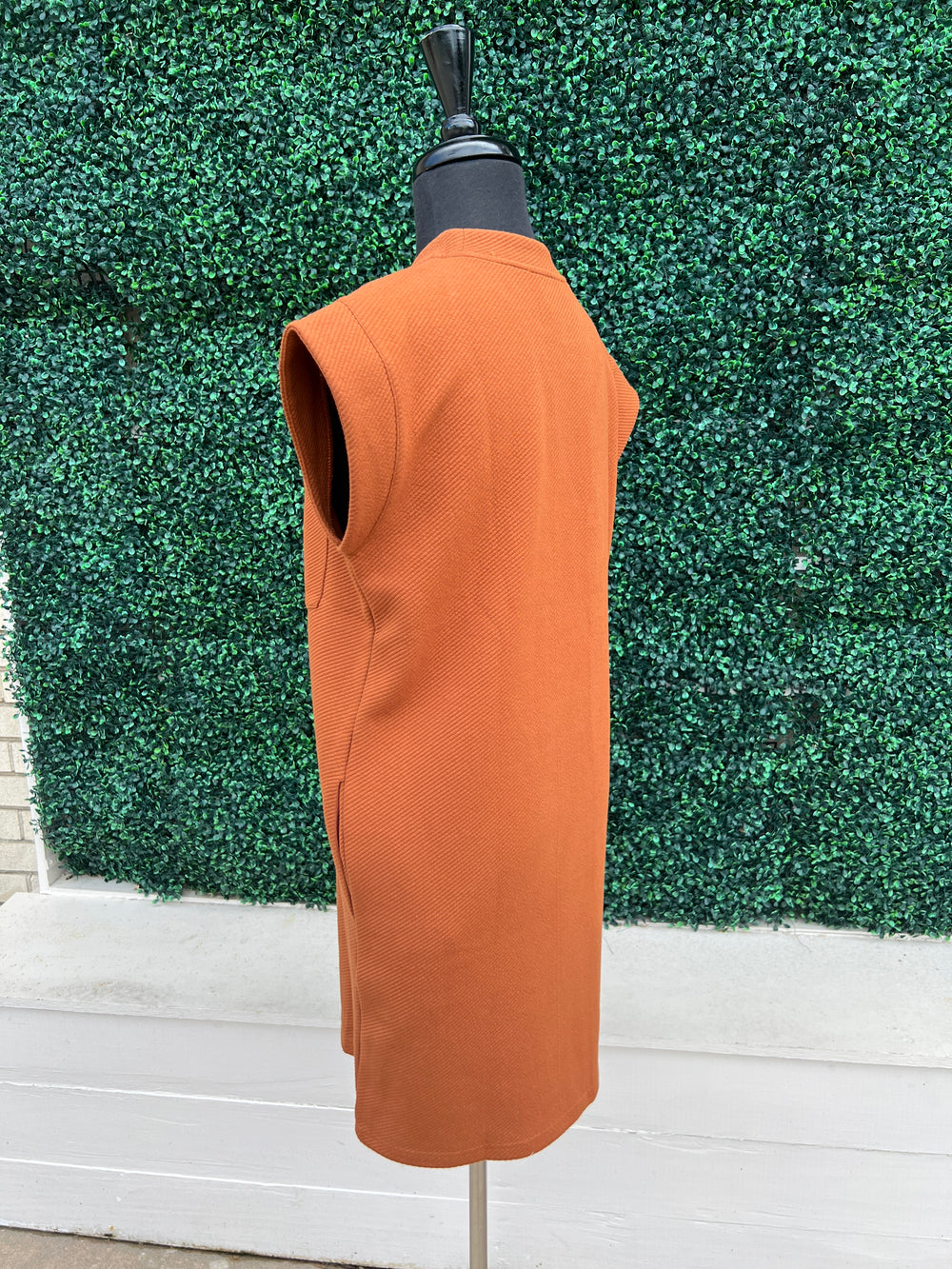 UT burnt orange or chartreuse color textured athleisure dresses tres chic