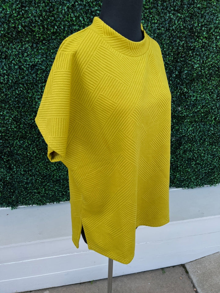 fall 2024 textured athleisure top matching set textured see and be seen