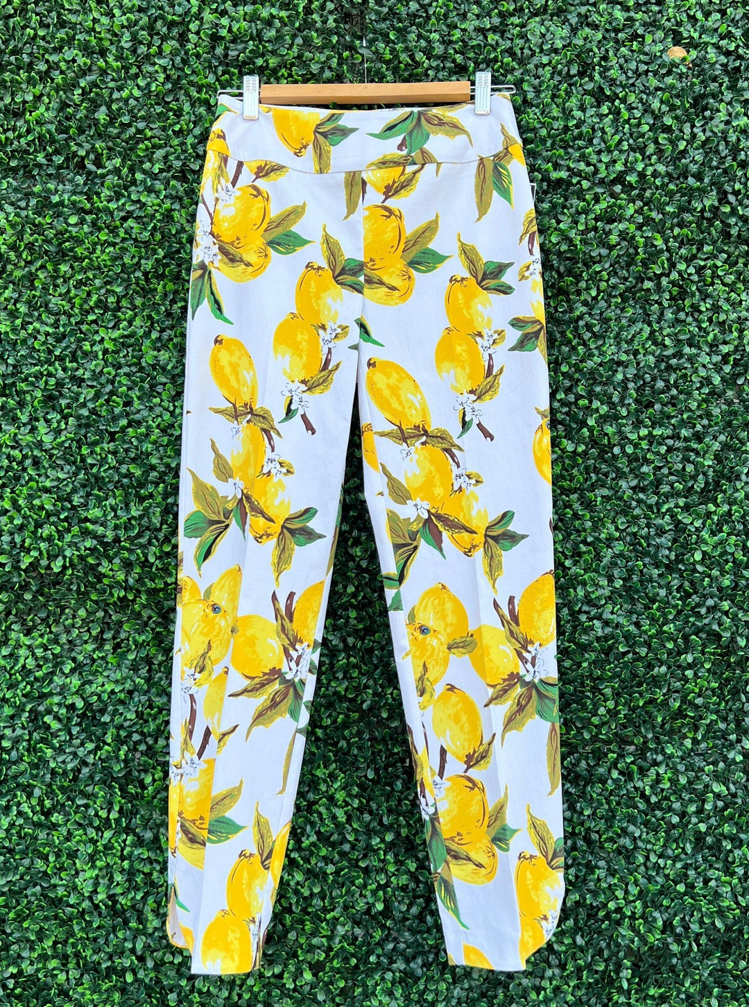 FLOWER PETAL-SLIT SLIM PANT - UP! Pants