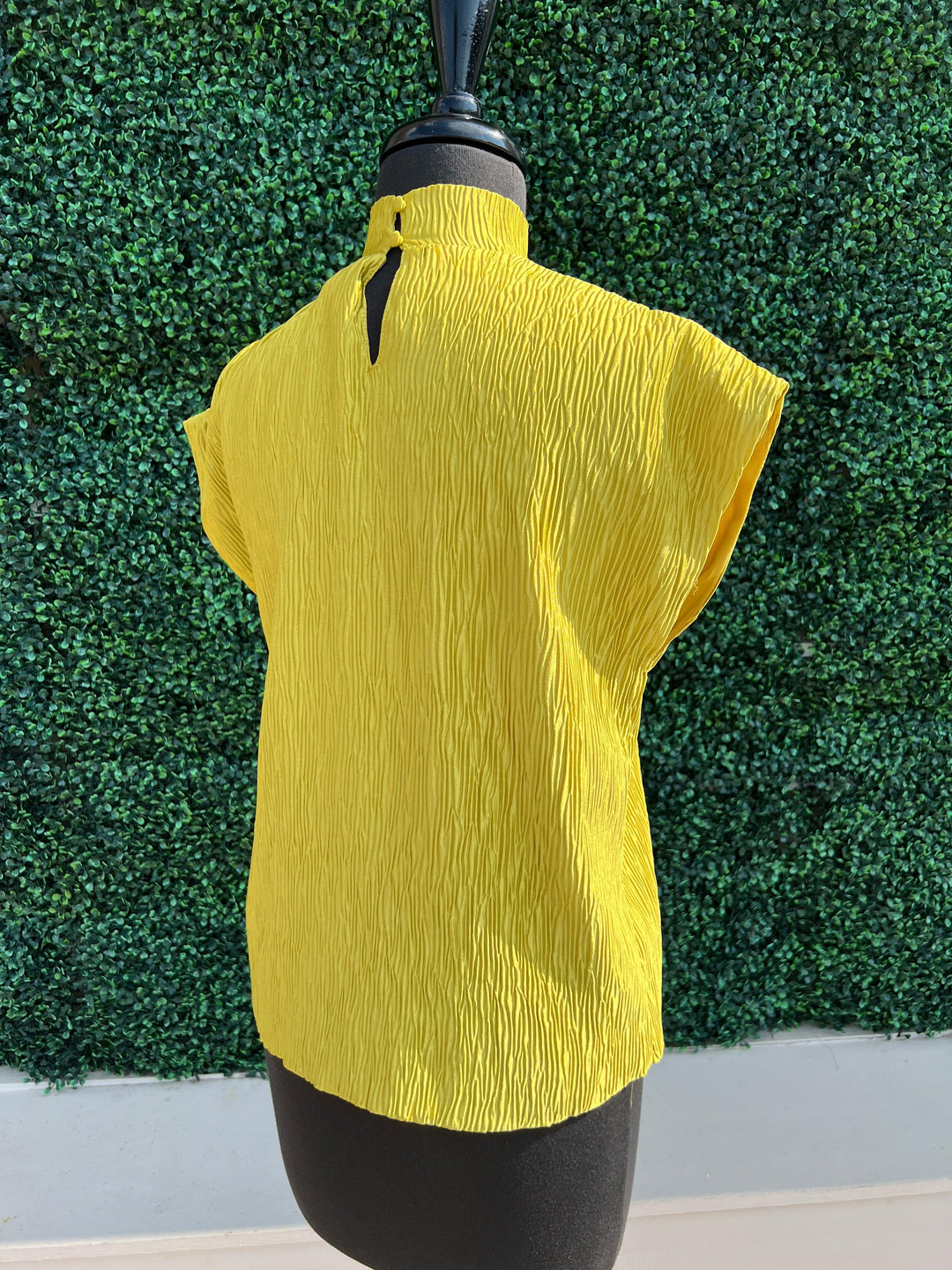 Chartreuse Textured top THML Brand cap sleeve