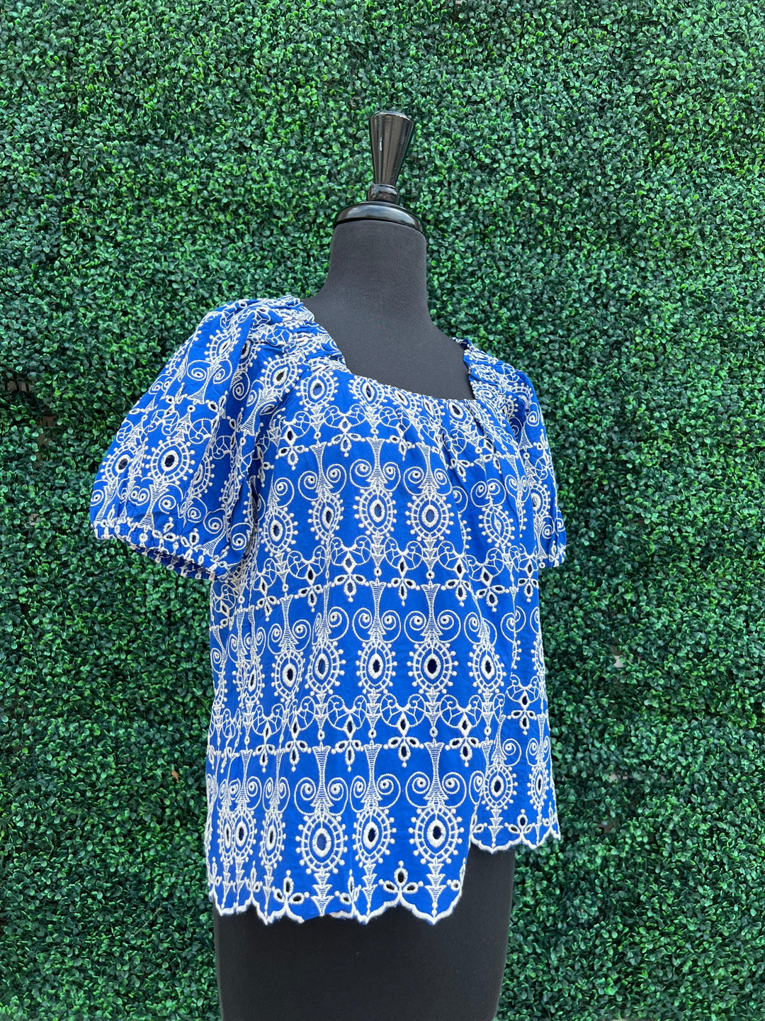 Puff Short Sleeve Square neck embroidered top cotton blue jade brand tres chic womens boutique trendy near me houston texas
